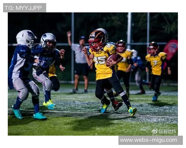 李慕豪的篮球之路：从青涩少年到职业球员的成长故事与奋斗历程